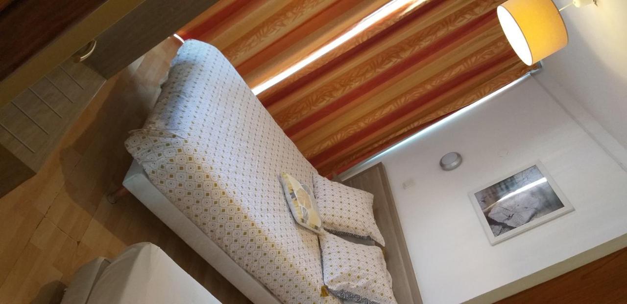 Hotel Pacific كاليه المظهر الخارجي الصورة