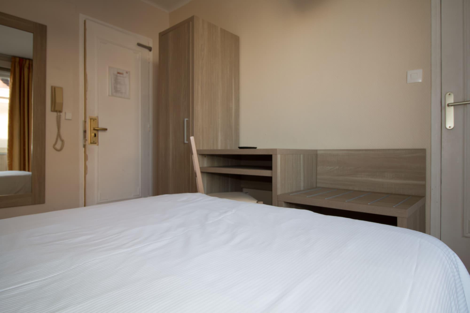 Hotel Pacific كاليه المظهر الخارجي الصورة
